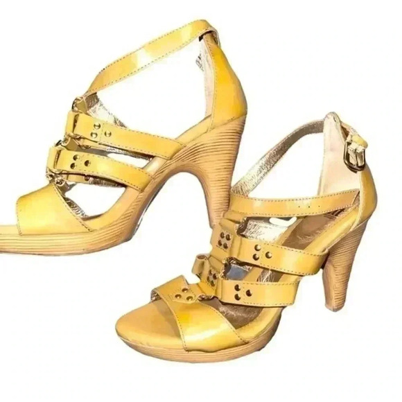 SOFFT SANDALS - Picture 1 of 8